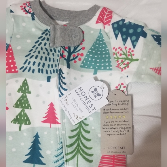 Honest Company Infant Pajamas - Picture 5 of 8